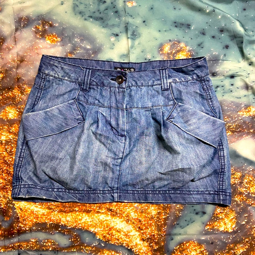 Denim skirt